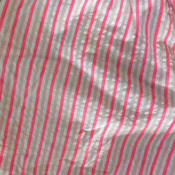 Girls Vineyard Vines Shorts - Picture 3 of 4